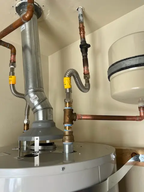 Water heater installation and plumbing repair in Geneva
